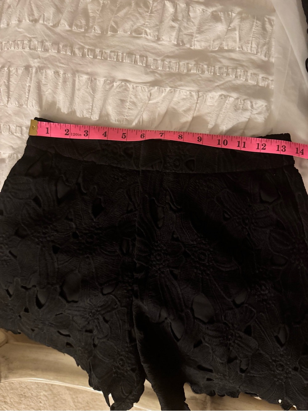 Commense Black Floral Lace Cropped Shirt & Shorts Set - Picture 8 of 8